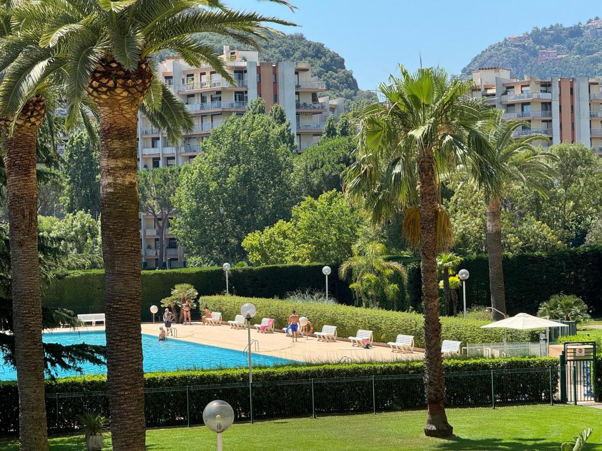 My Resid Appart Cannes Vue Marina Et Vue Montagne Mandelieu-la-Napoule Exterior photo