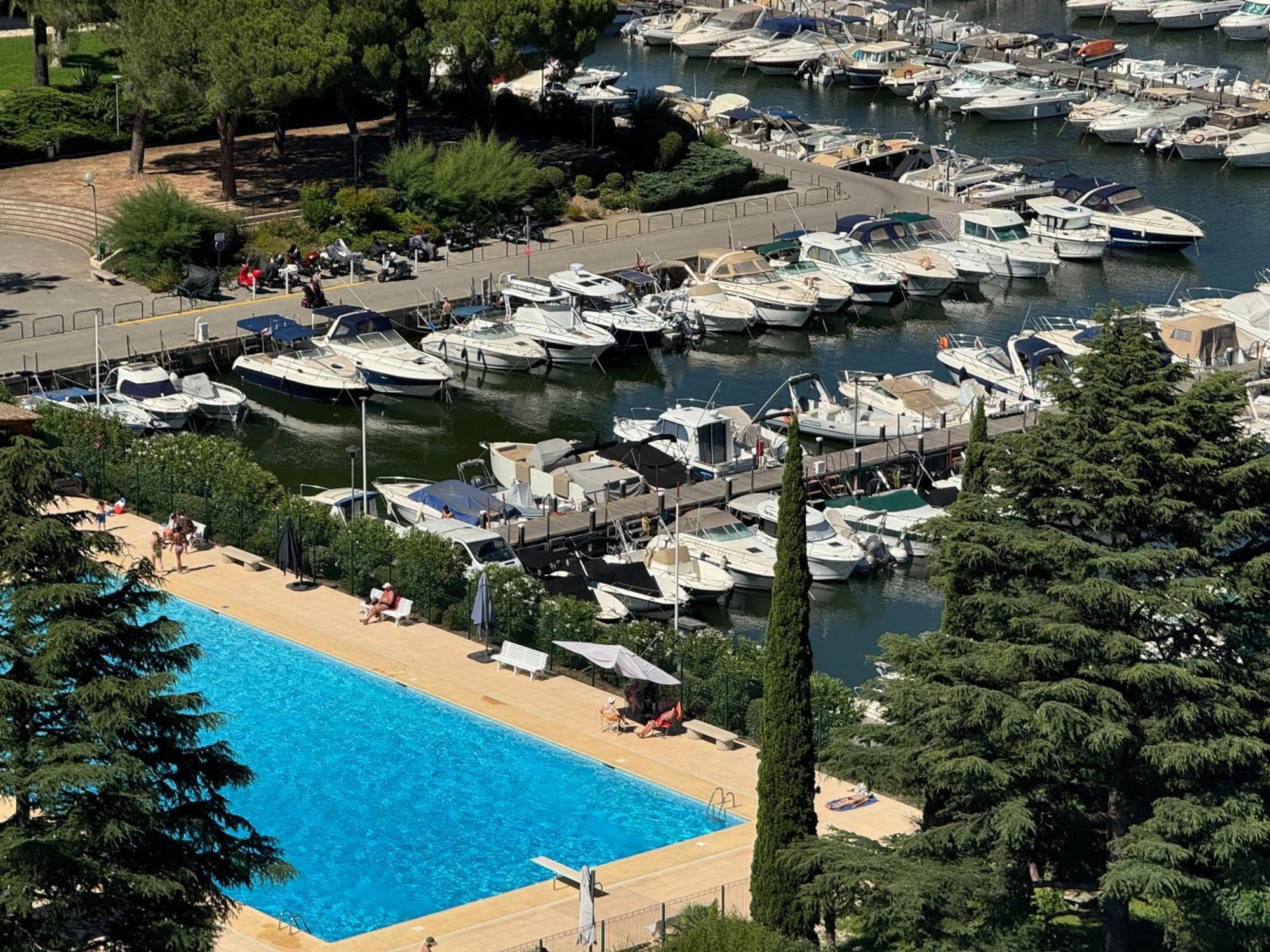 My Resid Appart Cannes Vue Marina Et Vue Montagne Mandelieu-la-Napoule Exterior photo
